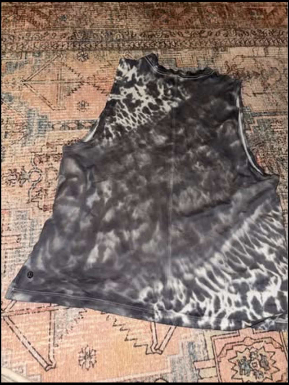Lulu lemon Sleeveless Tie-Dye Tank Top - Black & White - Picture 2 of 2
